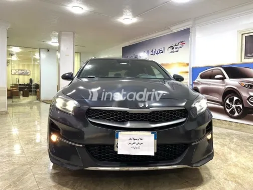 كيا اكسيد 2022 رمادي مستعملة للبيع - 4