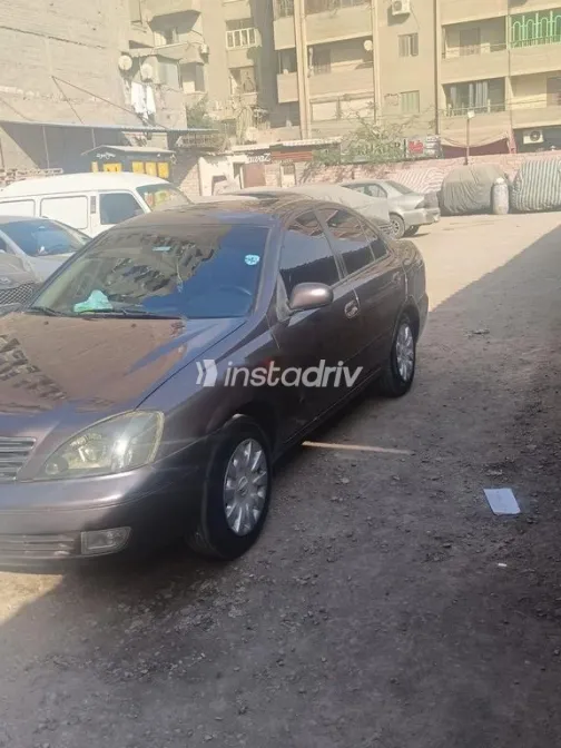 نيسان صنى 2015 باذنجاني مستعملة للبيع - 2