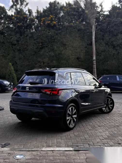 سيات ارونا 2026 رمادي جديدة للبيع - 4