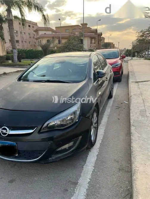 Opel Astra 2013 Black Used for Sale - 1