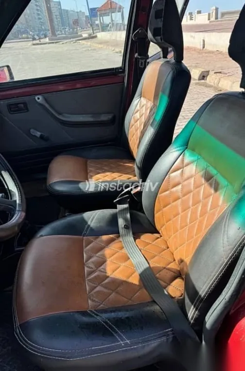 فيات اونو 2000 أحمر مستعملة للبيع - 3