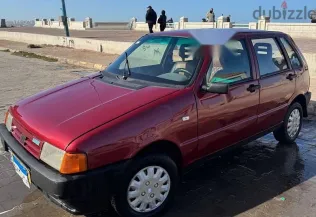 فيات اونو 2000 أحمر مستعملة للبيع