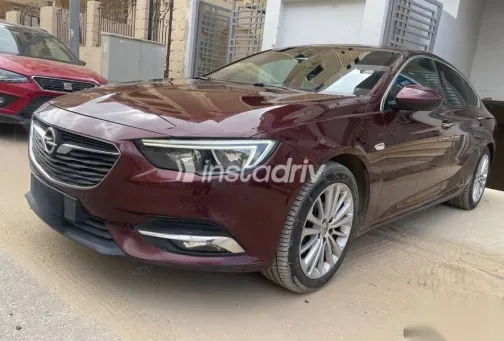 اوبل أنسيجنيا 2019 أحمر مستعملة للبيع - 4