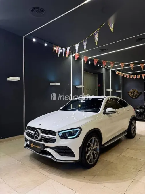 مرسيدس GLC 2022 أبيض مستعملة للبيع - 1