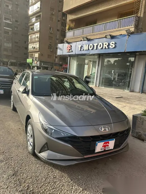 Hyundai Elantra 2021 Silver Used for Sale - 1