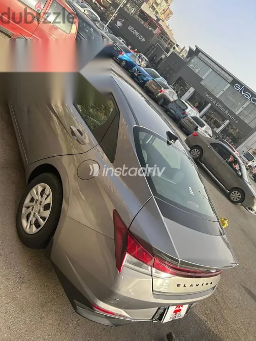 Hyundai Elantra 2021 Silver Used for Sale - 2