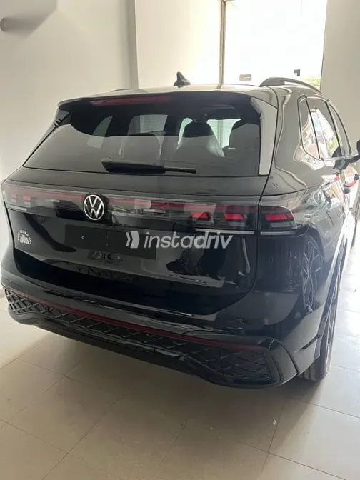 Volkswagen Tiguan 2026 Black New for Sale - 2