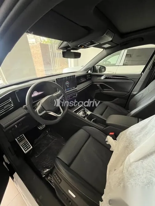 Volkswagen Tiguan 2026 Black New for Sale - 4