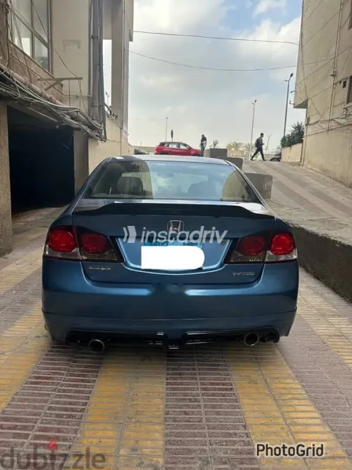 هوندا سيفك 2009 أزرق غامق مستعملة للبيع - 2