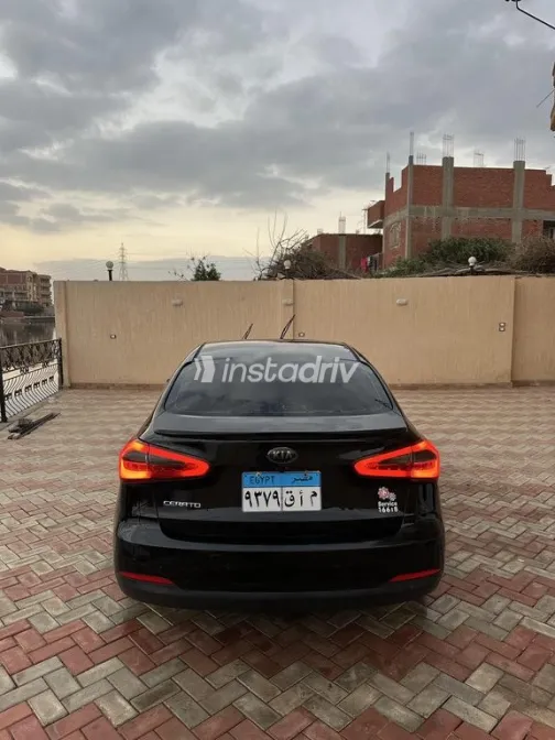 Kia Cerato 2015 Black Used for Sale - 1