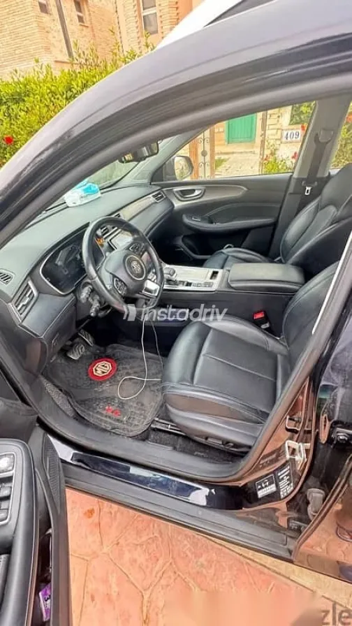 ام جى ار اكس 5 2023 أسود مستعملة للبيع - 5