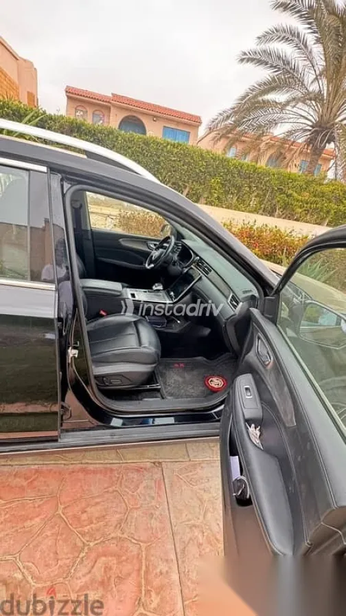 ام جى ار اكس 5 2023 أسود مستعملة للبيع - 6