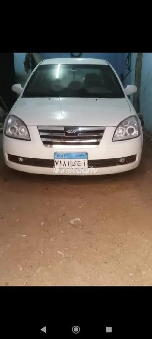 اسبيرانزا A516 2010 أبيض مستعملة للبيع - 1