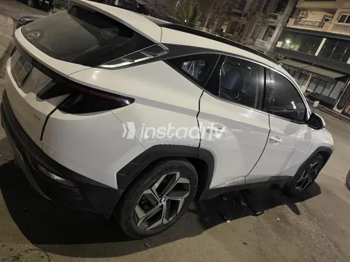 Hyundai Tucson 2023 White Used for Sale - 5