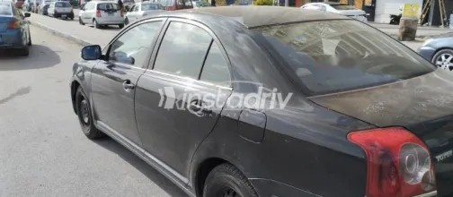 تويوتا أفنسيس 2007 أسود مستعملة للبيع - 2