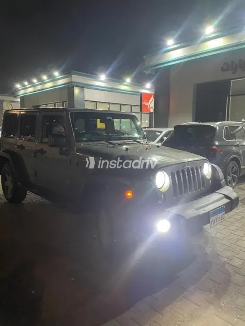 جيب رانجلر 2017 أبيض مستعملة للبيع - 3