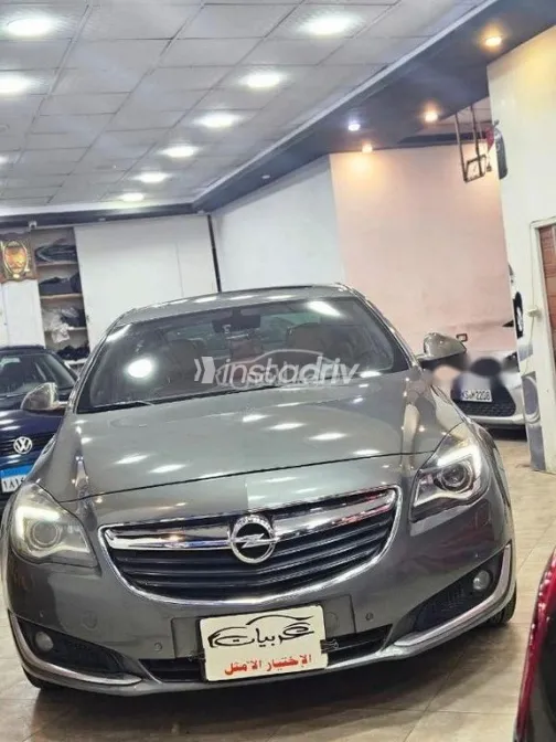 Opel Insignia 2017 Gray Used for Sale - 2