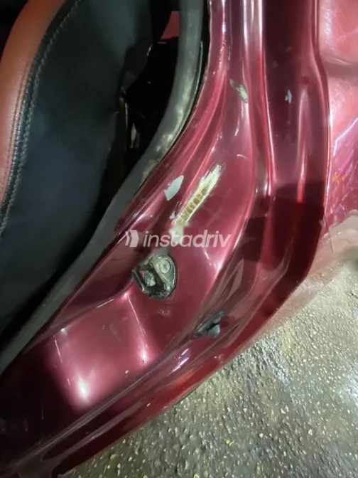 ميتسوبيشي ميراج 1999 أحمر مستعملة للبيع - 3