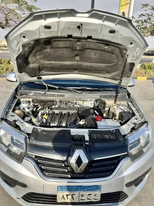 Renault Logan 2020 White Used for Sale - 2