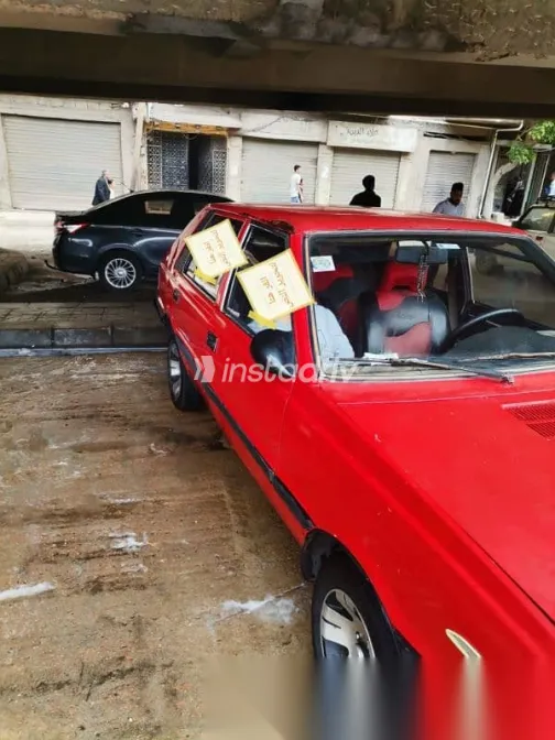 فيات بولونيز 1986 أحمر مستعملة للبيع - 4