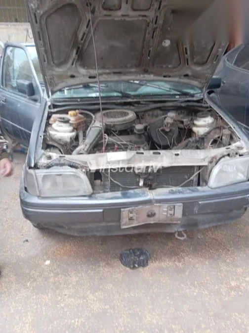 فورد فيستا 1996 فضي مستعملة للبيع - 6