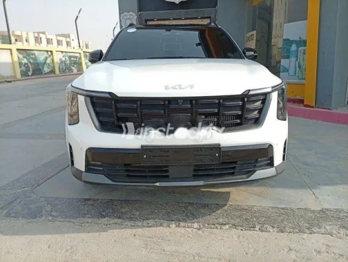 Kia Sorento 2024 White Used for Sale - 2