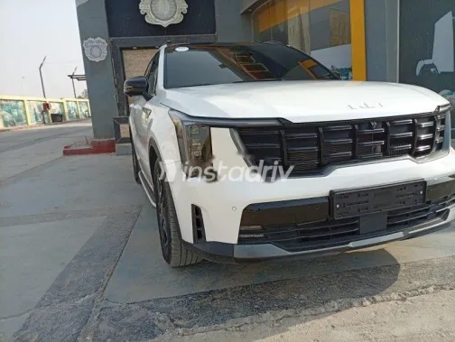 Kia Sorento 2024 White Used for Sale - 4