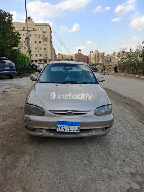 Kia Sephia 2002 White Used for Sale - 3