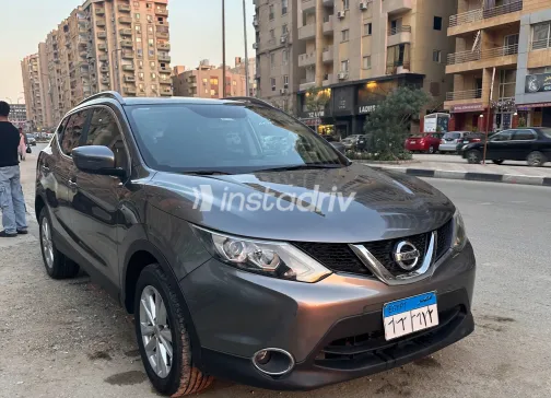 نيسان قشقاي 2017 أبيض مستعملة للبيع - 2