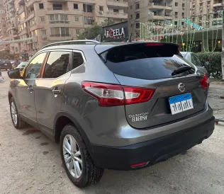 نيسان قشقاي 2017 أبيض مستعملة للبيع