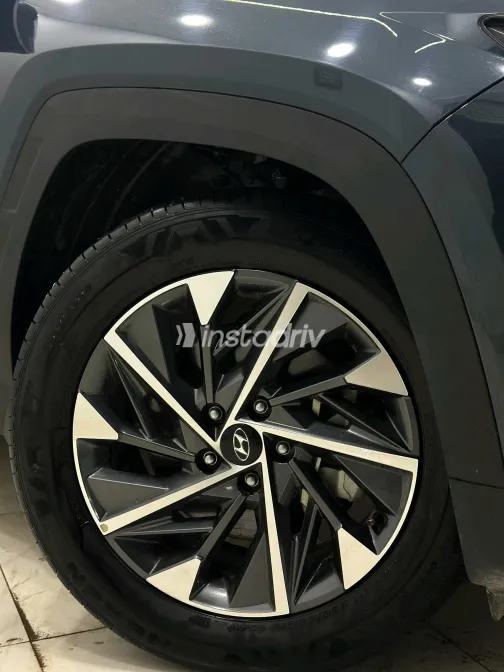 هيونداي توسان 2024 أبيض مستعملة للبيع - 6