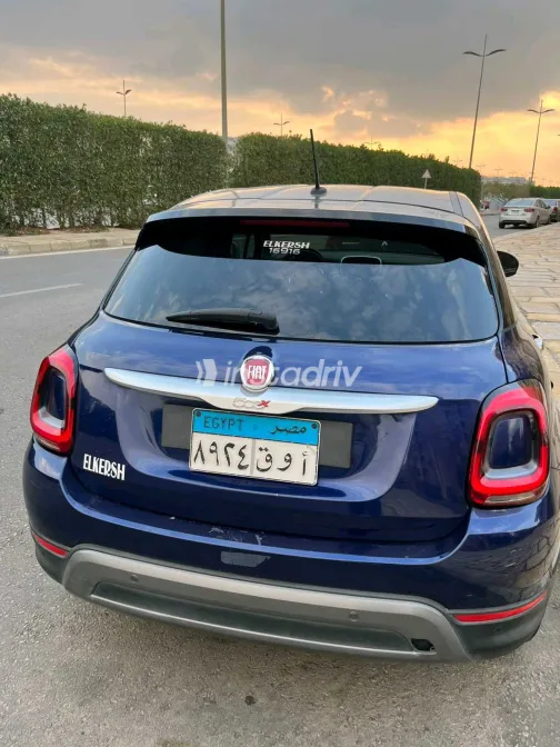 فيات 500 X 2021 أبيض مستعملة للبيع - 5