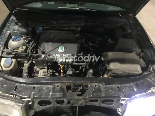 سكودا اوكتافيا A4 1999 أبيض مستعملة للبيع - 4