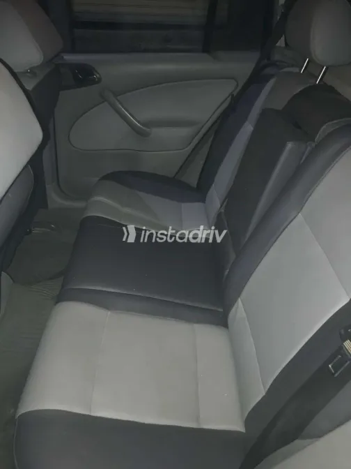 سكودا اوكتافيا A4 1999 أبيض مستعملة للبيع - 9