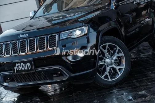 جيب جراند شيروكي 2020 أسود مستعملة للبيع - 2