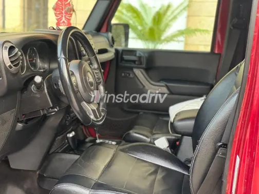 جيب رانجلر 2016 أحمر مستعملة للبيع - 4