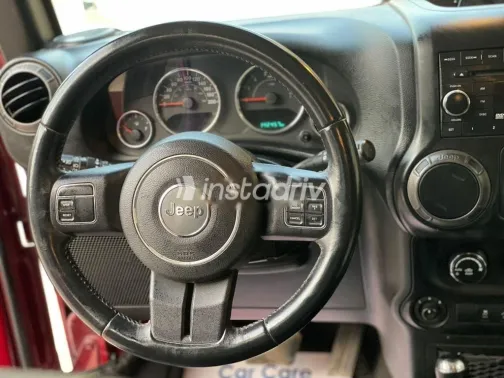 جيب رانجلر 2016 أحمر مستعملة للبيع - 5