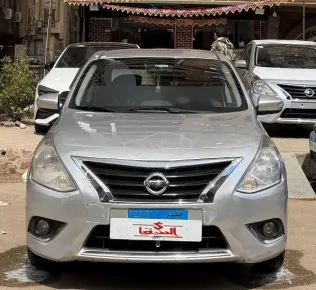 نيسان صنى 2021 فضي مستعملة للبيع