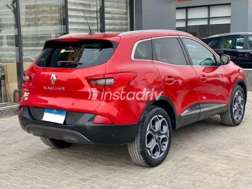 رينو كادجار 2018 أحمر مستعملة للبيع - 1