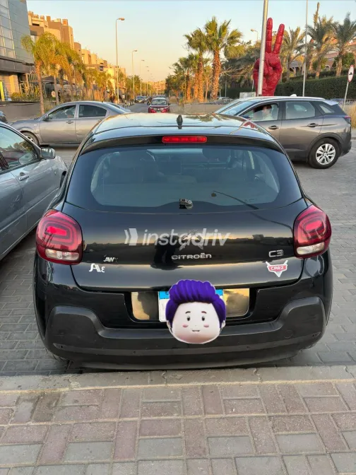 سيتروين C3 2021 أبيض مستعملة للبيع - 3