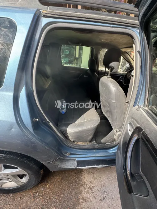 Renault Duster 2012 White Used for Sale - 4