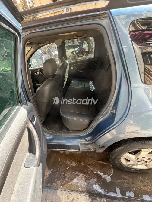 Renault Duster 2012 White Used for Sale - 7