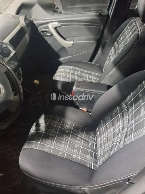 رينو 11 2011 أزرق غامق مستعملة للبيع - 2