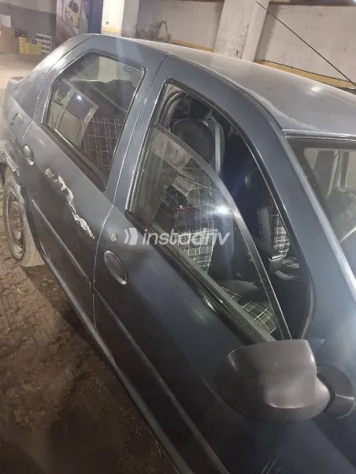 رينو 11 2011 أزرق غامق مستعملة للبيع - 3