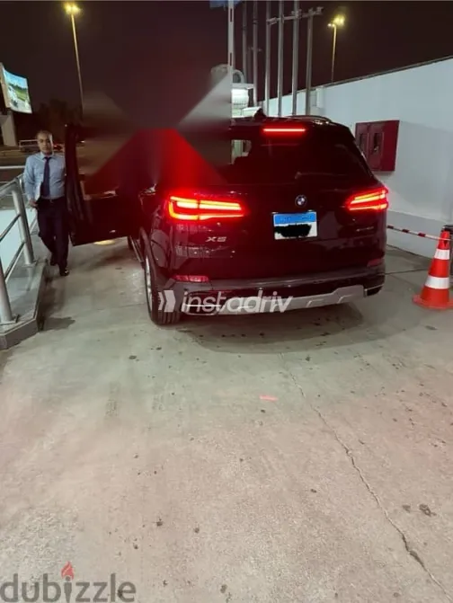 بي ام دبليو X5 2020 أسود مستعملة للبيع - 1