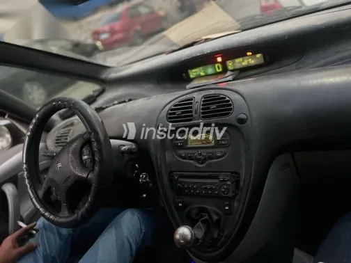 سيتروين كسارا 2003 أسود مستعملة للبيع - 6