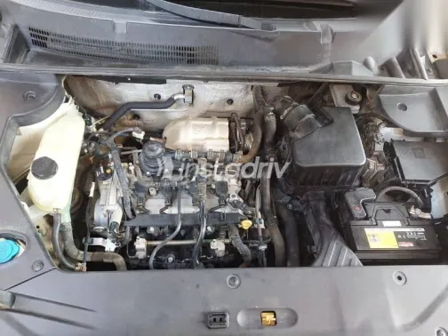 جيلي امجراند 2019 أبيض مستعملة للبيع - 3