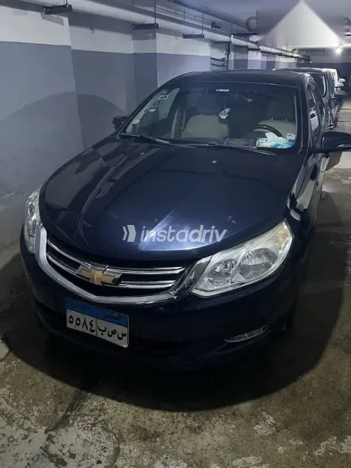 شيفروليه أوبترا 2018 أزرق غامق مستعملة للبيع - 1
