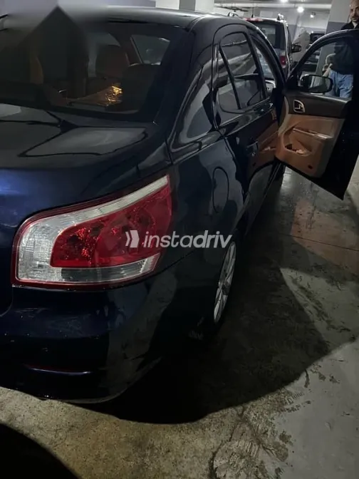 شيفروليه أوبترا 2018 أزرق غامق مستعملة للبيع - 3