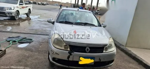 رينو سيمبول 2010 فضي مستعملة للبيع - 1